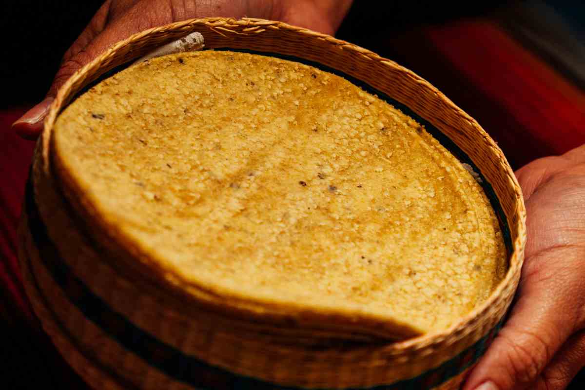farina di mais in una scodella