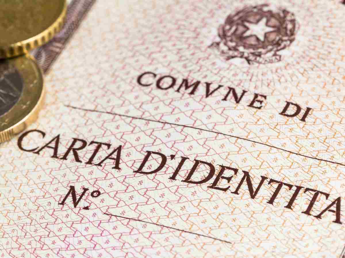 modello italiano vecchia carta identità