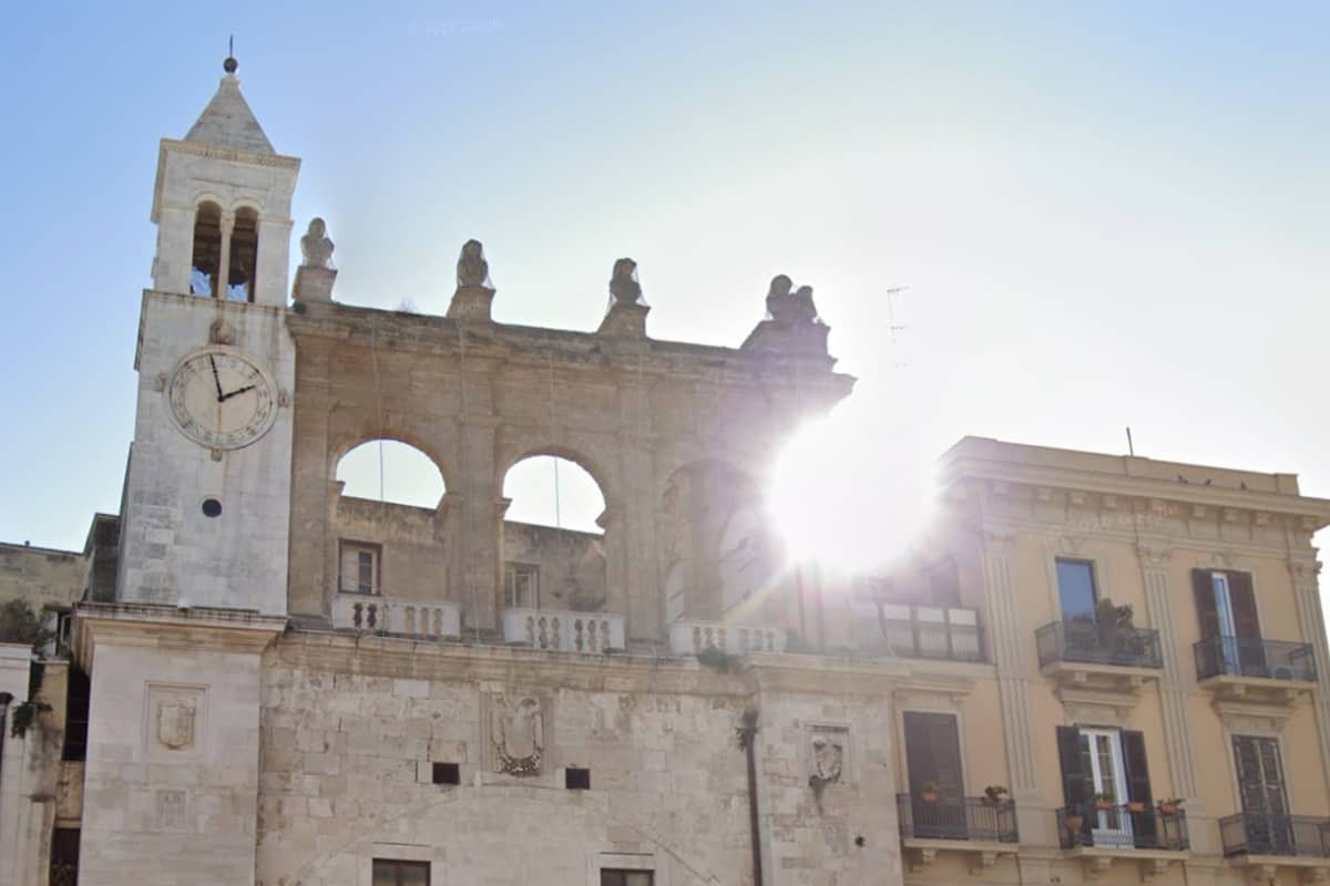 Palazzo del Sedile Torre dell'Orologio - Bari
