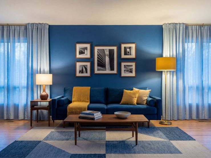 soggiorno con pareti di colore blu